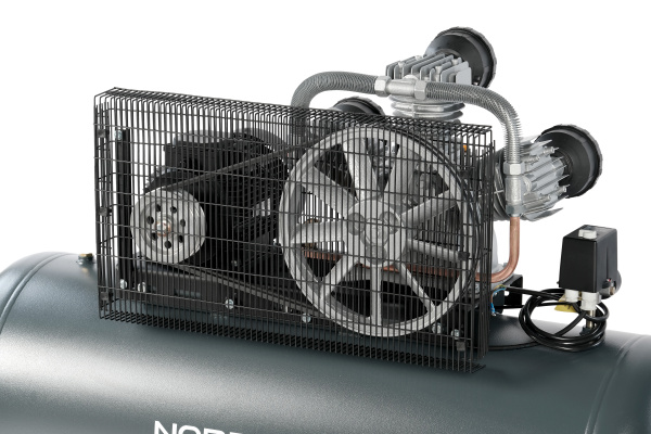 Компрессор поршневой с ременной передачей NORDBERG NCP300/950 (380В, ресив. 270л, 950л/мин)