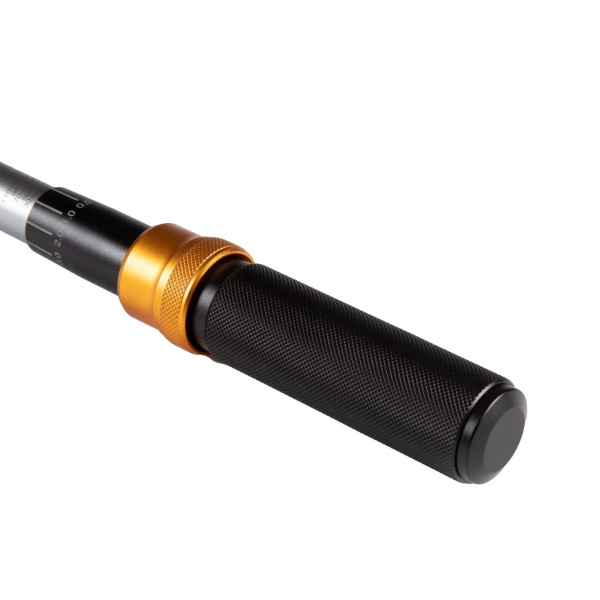 Ключ динамометрический 3/8" 20-120 Нм в пластиковом кейсе TOLSEN TT19664