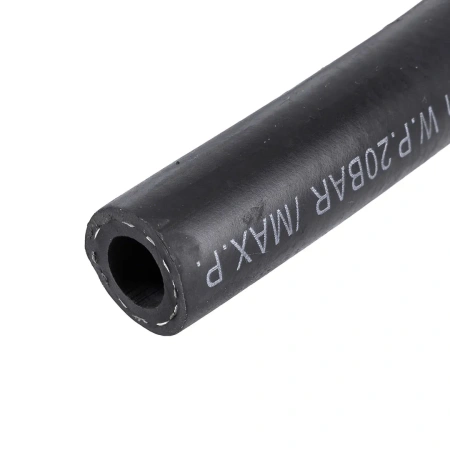 Шланг резиновый армированый бензо-маслостойкий 8х15ммх10м(повышенная гибкость и сопротивление к излому,раб.давл. 20bar,max 60bar,-30C°+70C°,DIN20018)