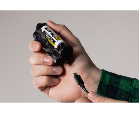 Зарядное устройство Armytek Handy C1