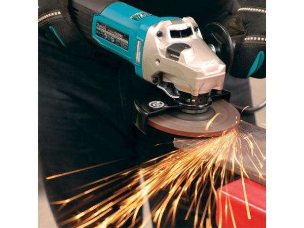 Одноручная углошлифмашина MAKITA GA5090X01 в кор.