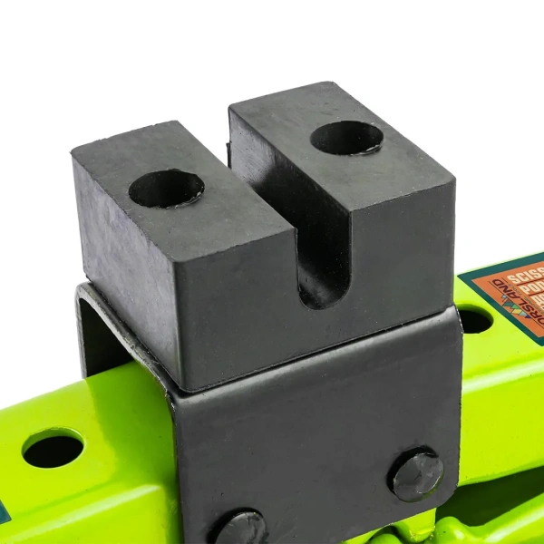 Домкрат механический ''ромб' 2т (hmin115мм, hmax 400мм, L-420мм) в водоотталкивающем чехле в комплекте с ключом трещоточным