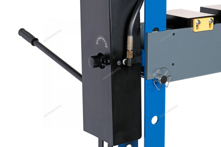 Пресс с ножным приводом усилие 30 тонн NORDBERG N3630F