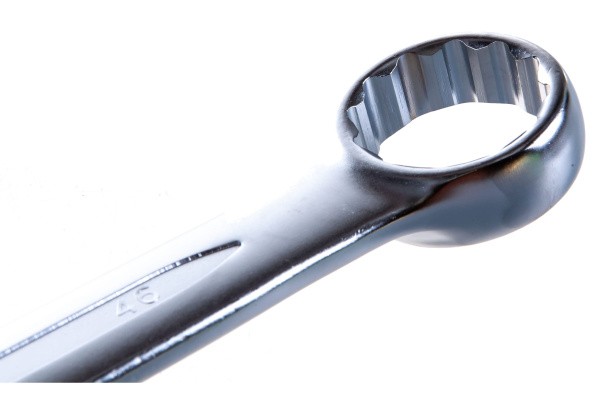 Ключ гаечный комбинированный JONNESWAY W26146 (46 мм)