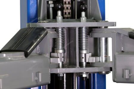 Подъемник двухстоечный 4,5т 380V с нижней синхронизацией NORDBERG N4125-4,5T