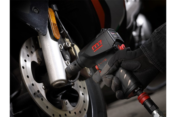 Гайковерт пневматический ударный MIGHTY SEVEN NC-4130, 1/2", 813 Нм
