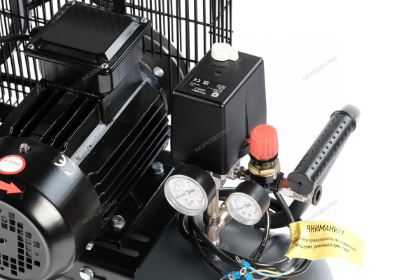 Компрессор поршневой с ременной передачей 380В, ресив. 50л, 420л/мин NORDBERG NORDBERG NCP50/420