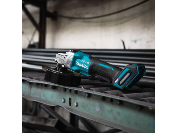 Аккум. углошлифмашина MAKITA XGT GA036GZ в кор.