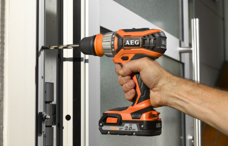 Дрель-шуруповерт аккумуляторная AEG BS18C2XLI-202C