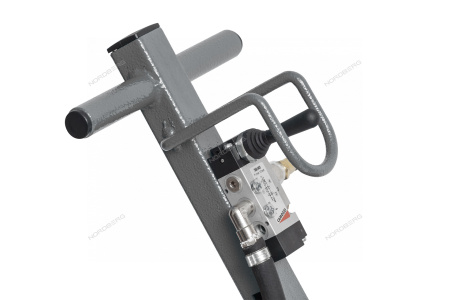 Ножничный пневматический подъемник NORDBERG N636-2,5