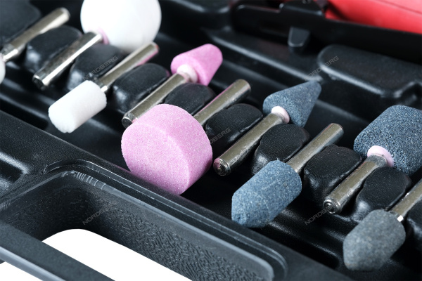 Пневмобурмашинка с комплектом насадок в кейсе (G210-KIT) NORDBERG NP3020