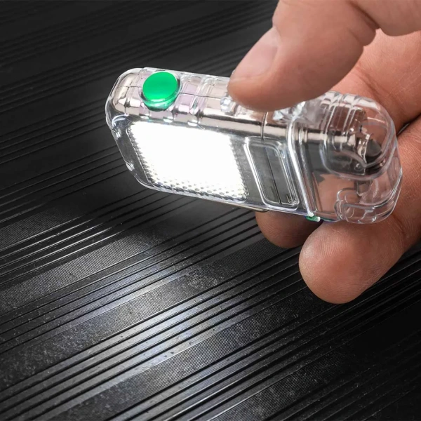 Фонарь светодиодный аккумуляторный с функцией импульсной зажигалки (3 режима работы, СОВ LED 300мАч, 50-150Лм, время раб. 90-120мин, время зар. 60мин)