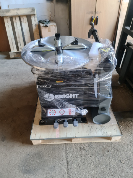 Шиномонтажный станок (полуавтомат) Хорекс Авто LC850