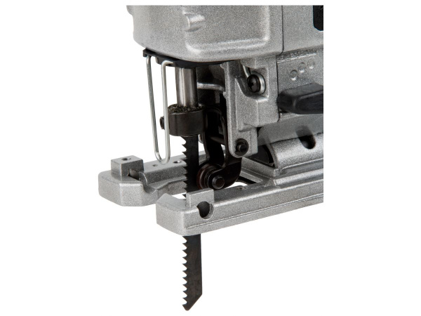 Лобзик электрический BULL ST 1301 в чем. 800 Вт, 800-2600 ход/мин, до 135 мм