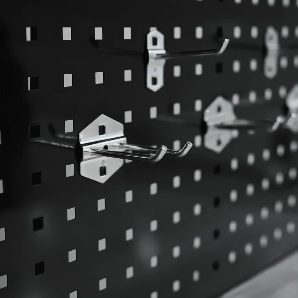 Верстак металлический передвижной 485х1480х2130мм (перфорация: 530х2130мм, деревянная столешница: 40х485х2130мм, шкаф одностворчатый: 460х590х680мм)