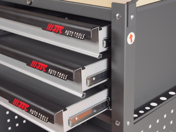 Тележка инструментальная серая с открытым отсеком JTC 5516 (3 секции)