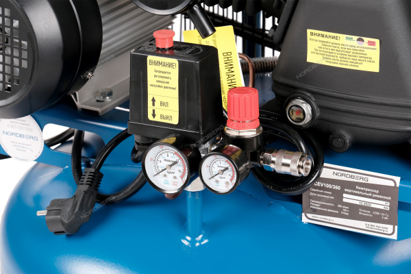 Компрессор вертикальный поршневой с ременной передачей 220В ресивер 100 л 360 л/мин NORDBERG NCEV100/360