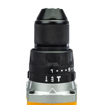 Дрель-шуруповерт аккумуляторная (JCB-BLCD-B-E) 18V, max 65Nm в комплекте с зарядным устройством (JCB-18VFC-E) 2.4A и батареей аккуму(JCB-20LI-E) 2.0AH