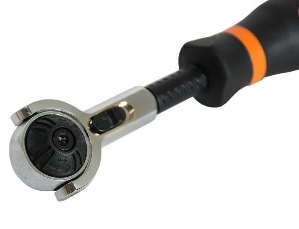 Рукоятка трещоточная Ombra 281404 (1/4"DR, с шарнирной головкой, 100 зубцов, 180 мм)