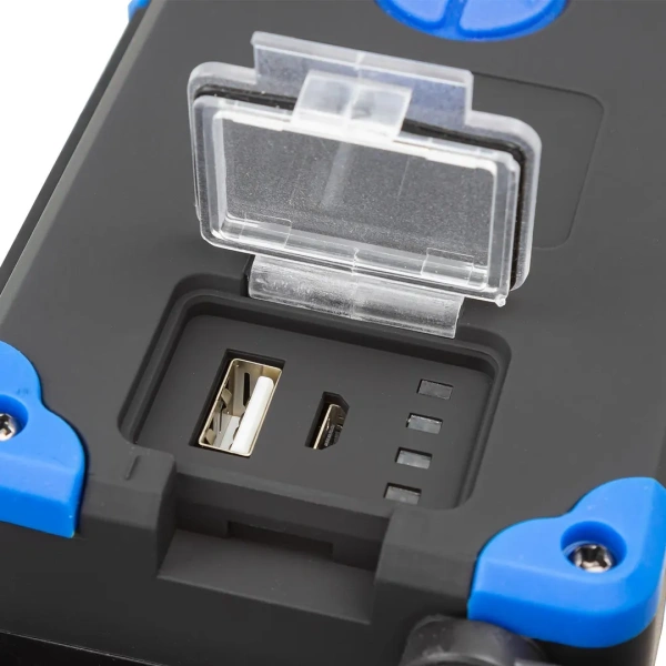 Фонарь светодиодный аккумуляторный (10Вт,700Лм,5 СОВх6500К,3 уровня яркости,4 режима)