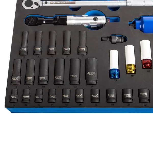 Набор пневмоинструмента с композитным гайковертом GARWIN PRO 646510 (31 пр. в ложементе EVA)