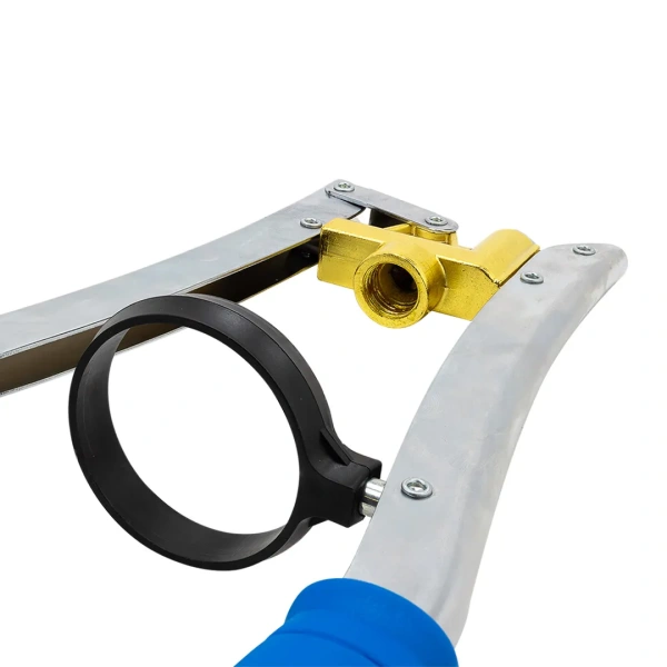 Шприц для нагнетания густой смазки двухрычажный под тубу (трубка стальная 150мм,гибкий шланг 300мм,внутр.диаметр кольца под тубу 62мм, 5000-10000PSI)