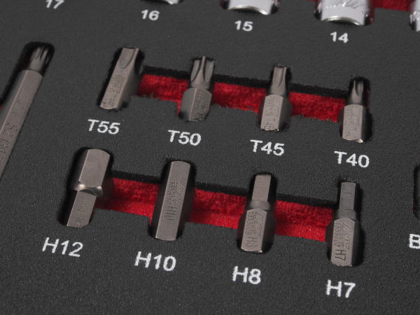 Набор инструментов слесарно-монтажный JTC UF1064 (1-ая секция, 63 предмета в ложементе)