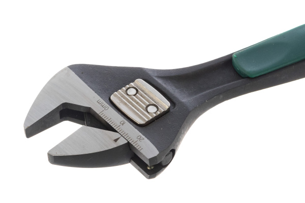 Ключ разводной реечный JONNESWAY W27AK8 (0-24 мм, L-200 мм)