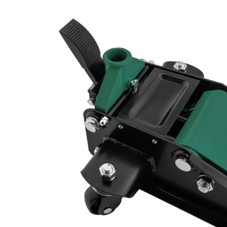 Домкрат подкатной гидравлический 3т