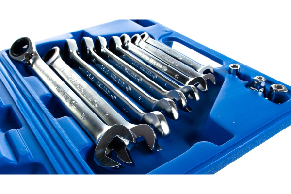 Набор комбинированных трещоточных ключей, 8-19 мм, кейс, 13 предметов KING TONY 13213MR