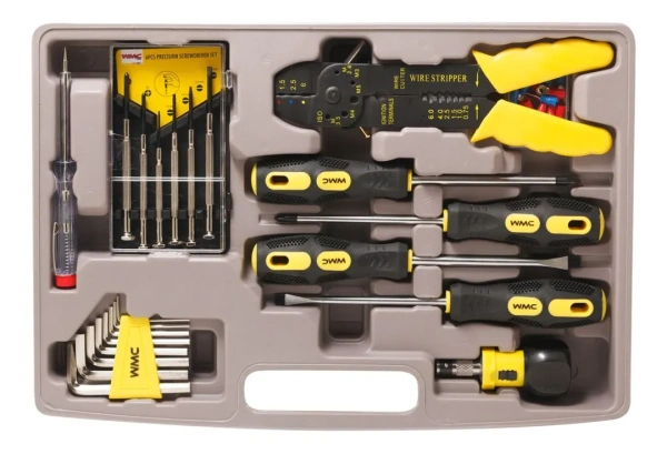 Набор инструментов 135 пр. 1/4''3/8''(6гр.)(8-19мм),в кейсе с выдвижными полками