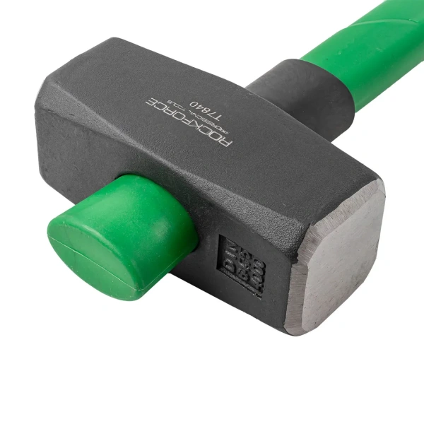 Кувалда с фиберглассовой ручкой и резиновой противоскользящей накладкой (4000г,L ручки-800мм)