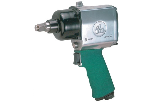 Пневмогайковерт JonnesWay JAI-0501K с набором ударных головок (17 предметов)