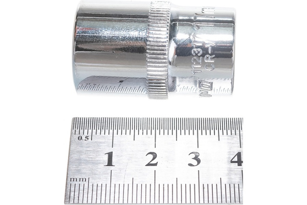 Головка торцевая 12-гранная Ombra 112317 (1/2" DR, 17 мм)