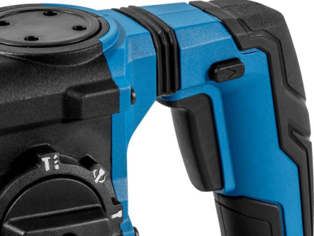 Аккум. перфоратор BULL CBH 1826 Xcase, XLTpro, БЕСЩЕТ., 18 В, 2.6 Дж, 26 мм, 2x6 А*ч, з/у