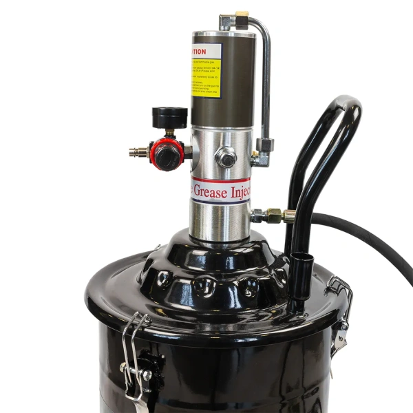 Нагнетатель смазки пневматический перекатной с емкостью 20л(50:1,пр-ть:0-0.85 л/мин, давление смазки:300-400bar,давление воздуха:6-8bar,шланг:4м)