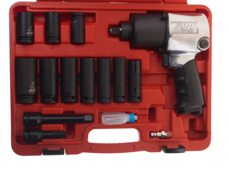 Пневмогайковерт JTC 3202 (1/2", 624 Нм, 15 предметов в кейсе)
