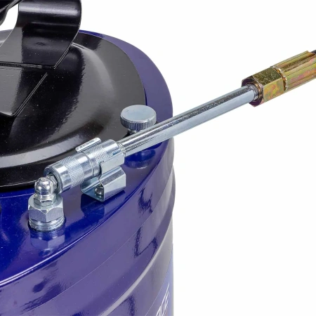 Нагнетатель масла ручной (бак 20кг, длина шланга 1.5м)