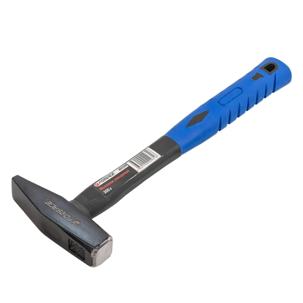 Молоток слесарный с фиберглассовой ручкой и резиновой противоскользящей накладкой (500г)