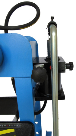 Настольный гидравлический пресс AE&T T61215 (15т)