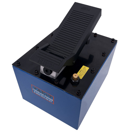 Насос пневмогидравлический 6.8 л AE&T T08009P-3