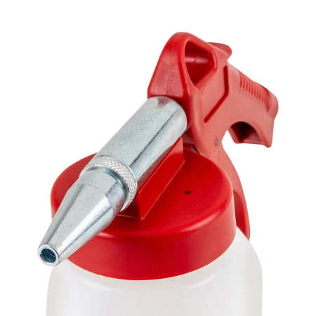 Пистолет пескоструйный с емкостью (бак 1л, расход воздуха 155,8л/мин, рабоч. давление 2,5-6 бар, сопло 5мм)