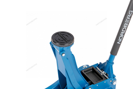 Домкрат с низким подхватом подкатной 3 тонн H=75-505 мм NORDBERG N32038