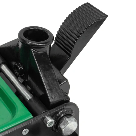 Домкрат подкатной гидравлический двухпоршневой 5т низкопрофильный с резиновой накладкой (h min 90мм, h max 550мм)