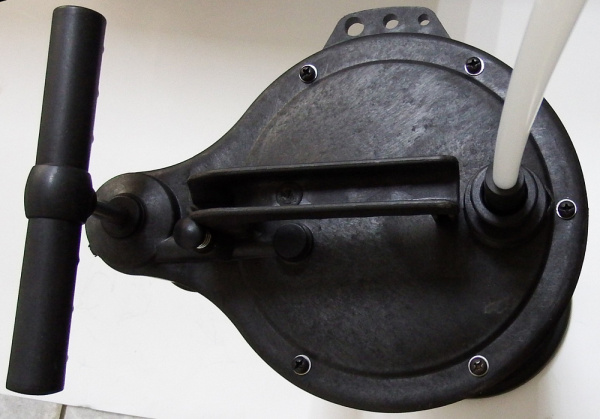 Насос замены масла в двигателе ручной AE&T TA-G1099