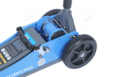 Домкрат подкатной с большими колесами 3 т NORDBERG N32031N