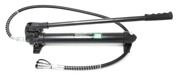 Насос гидравлический 20т( объем масла -0.6 л,давление 630 Bar)