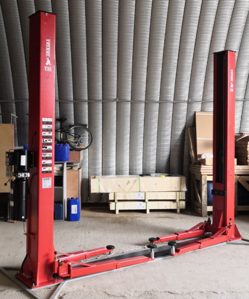 Двухстоечный подъемник ARMADA Т-33 (4т) симметричный 220/380В