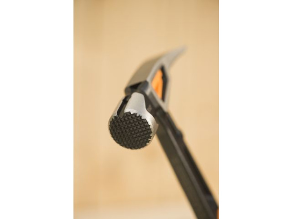 Молоток столярный XXL 22/16 FISKARS