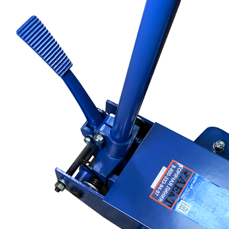 Домкрат подкатной AE&T T32002